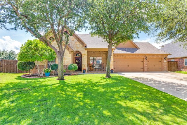 1219 Claire Court, Burleson, TX 76028