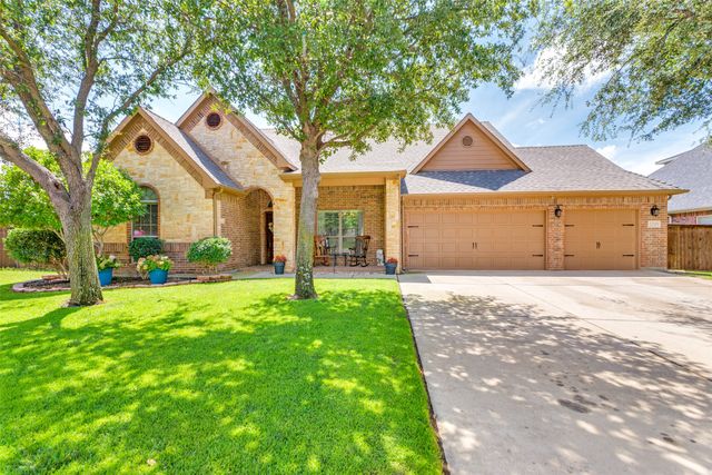 1219 Claire Court, Burleson, TX 76028