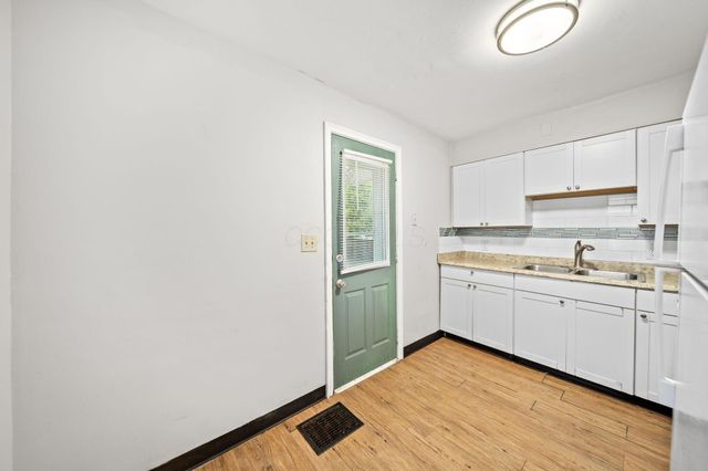 1077 Kenilworth Place, Columbus, OH 43209