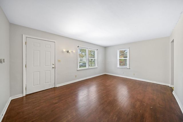 1077 Kenilworth Place, Columbus, OH 43209