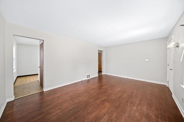 1077 Kenilworth Place, Columbus, OH 43209