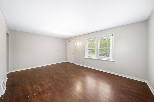 1077 Kenilworth Place, Columbus, OH 43209