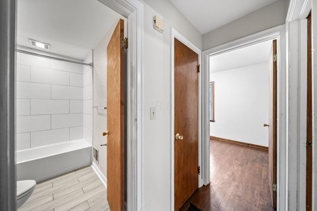 1077 Kenilworth Place, Columbus, OH 43209