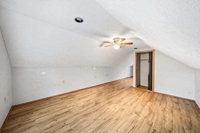 1077 Kenilworth Place, Columbus, OH 43209