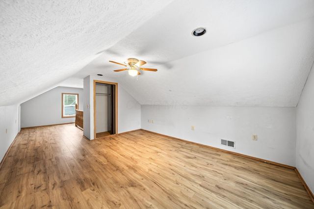 1077 Kenilworth Place, Columbus, OH 43209