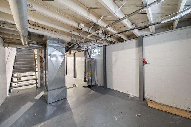 1077 Kenilworth Place, Columbus, OH 43209