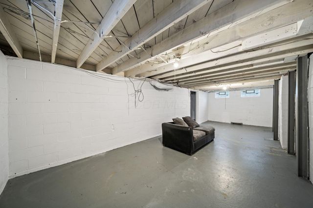 1077 Kenilworth Place, Columbus, OH 43209