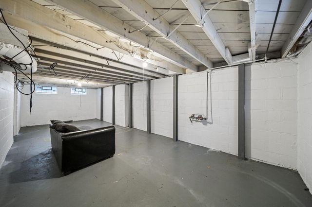 1077 Kenilworth Place, Columbus, OH 43209