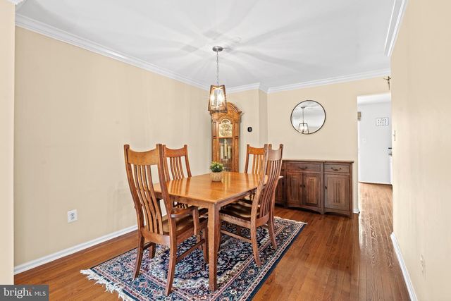 8265 CEDAR LANDING CT, Alexandria, VA 22306