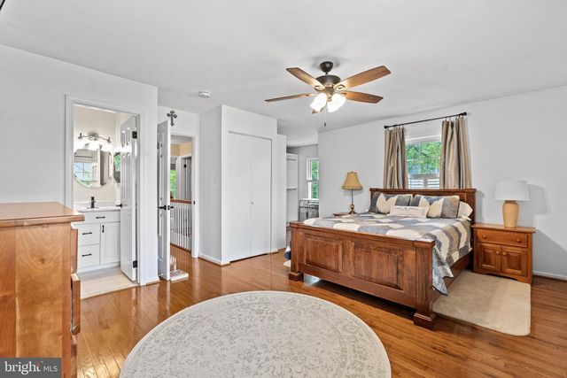 8265 CEDAR LANDING CT, Alexandria, VA 22306