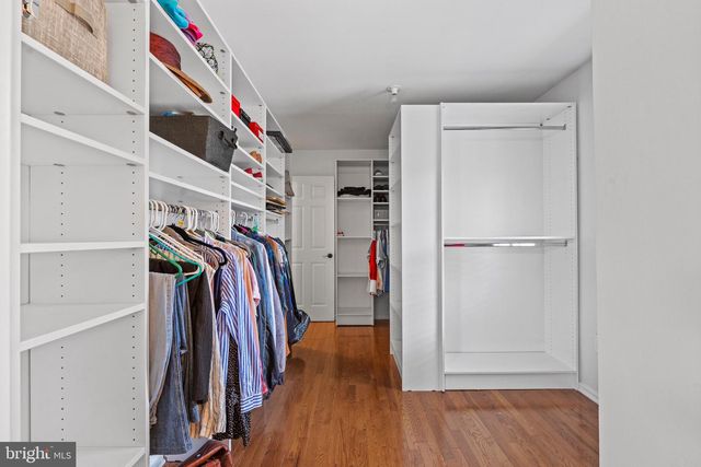 8265 CEDAR LANDING CT, Alexandria, VA 22306
