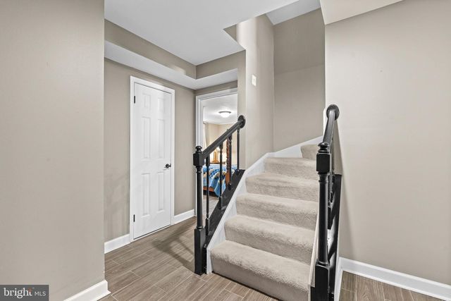 8265 CEDAR LANDING CT, Alexandria, VA 22306