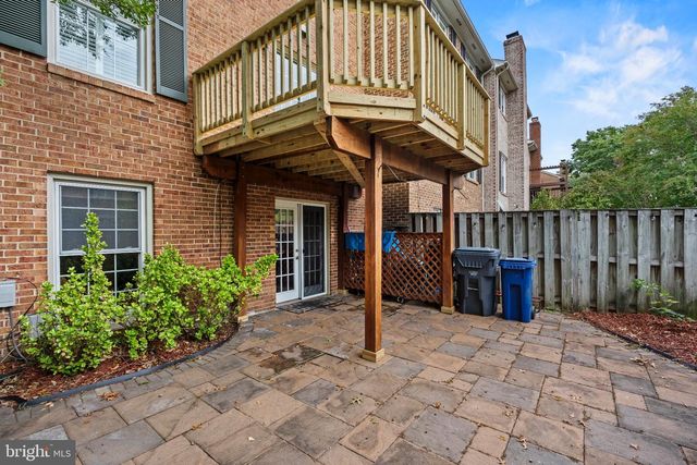 8265 CEDAR LANDING CT, Alexandria, VA 22306
