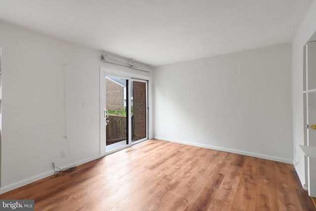 17 DENNISON DR, East Windsor, NJ 08520