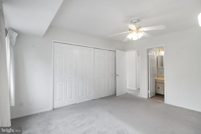 17 DENNISON DR, East Windsor, NJ 08520
