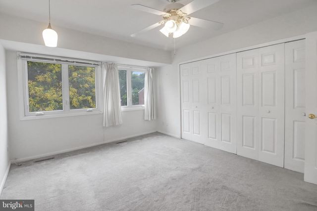 17 DENNISON DR, East Windsor, NJ 08520