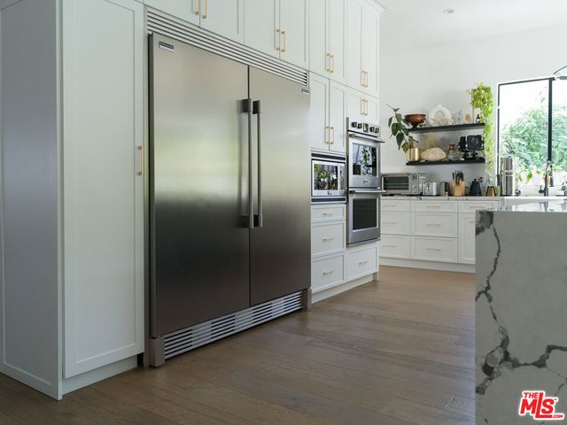 12713 Tiara Street, Valley Village, CA 91607