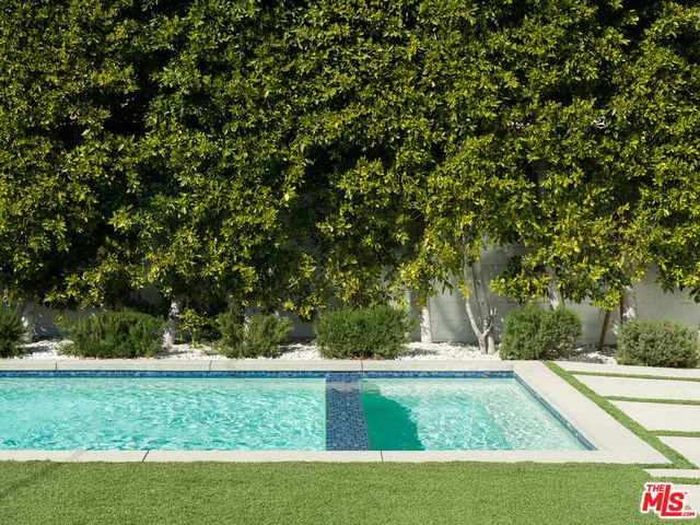 12713 Tiara Street, Valley Village, CA 91607