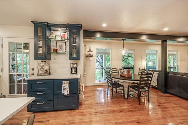 259 Ridge Road, Eureka Springs, AR 72631