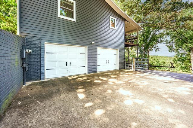 259 Ridge Road, Eureka Springs, AR 72631