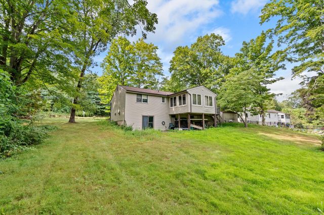 123 West High Street, East Hampton, CT 06424