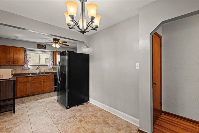 510 Chartiers Ave, Canonsburg, PA 15317