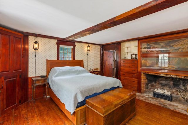 30 Thornton Road West, Merrimack, NH 03054