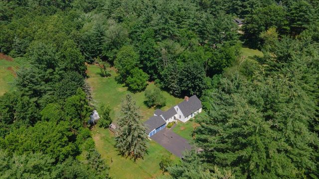 30 Thornton Road West, Merrimack, NH 03054