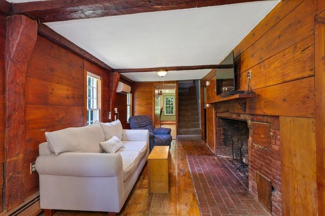 30 Thornton Road West, Merrimack, NH 03054