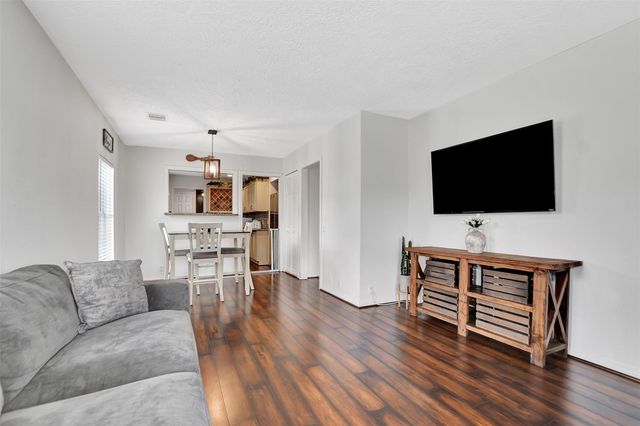 7714 Helmers Street, Houston, TX 77022