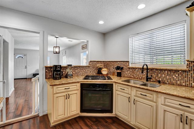 7714 Helmers Street, Houston, TX 77022