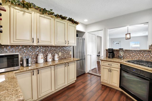 7714 Helmers Street, Houston, TX 77022