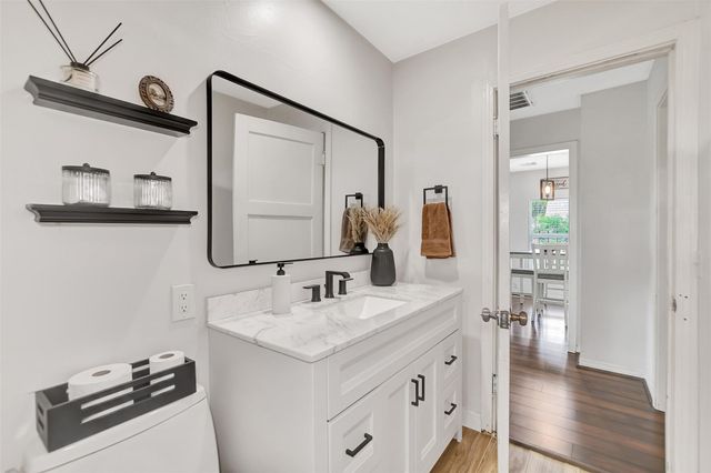 7714 Helmers Street, Houston, TX 77022