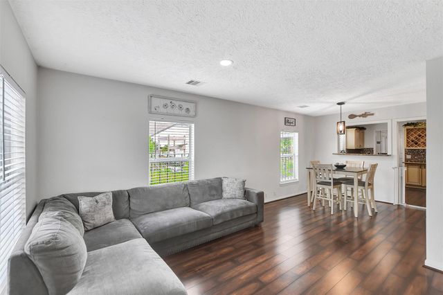 7714 Helmers Street, Houston, TX 77022