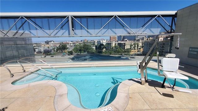 877 Francisco Street 1805, Los Angeles, CA 90017
