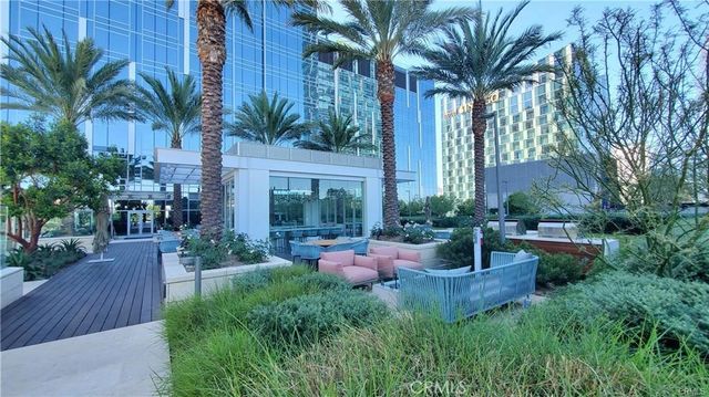 877 Francisco Street 1805, Los Angeles, CA 90017