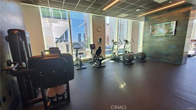 877 Francisco Street 1805, Los Angeles, CA 90017