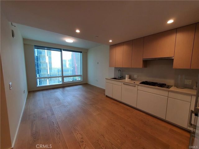 877 Francisco Street 1805, Los Angeles, CA 90017