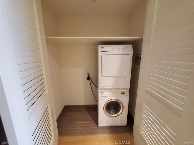 877 Francisco Street 1805, Los Angeles, CA 90017