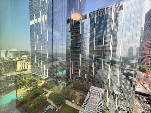 877 Francisco Street 1805, Los Angeles, CA 90017