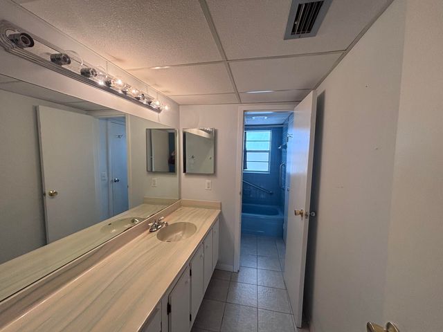 1015 Country Club Drive 205, Margate, FL 33063