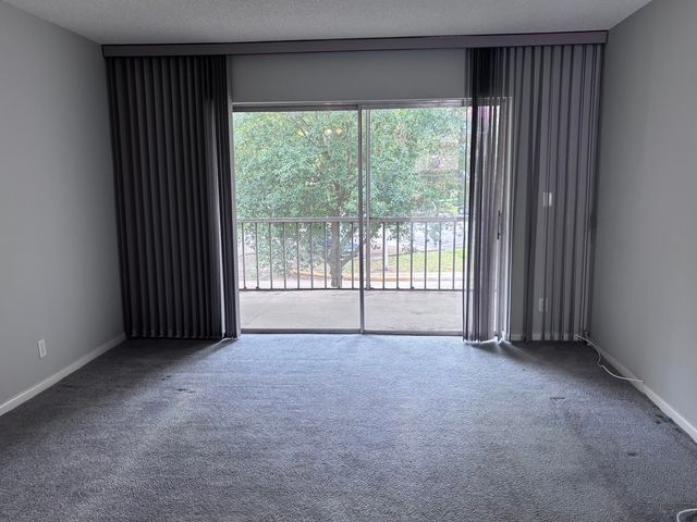 1015 Country Club Drive 205, Margate, FL 33063