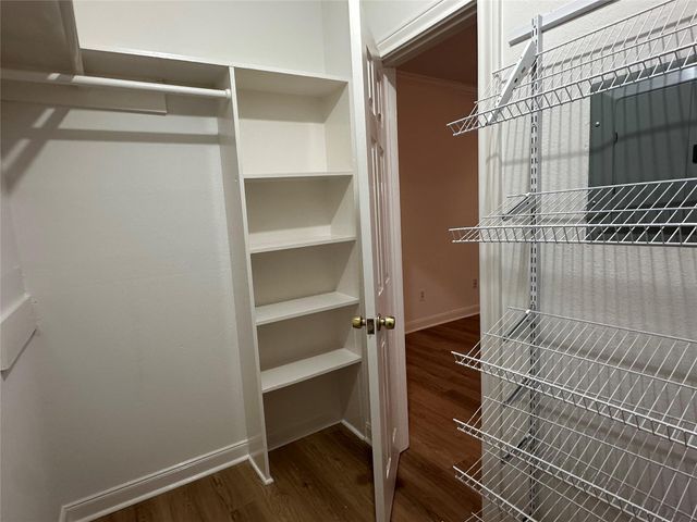 2001 Bering Drive 5B, Houston, TX 77057