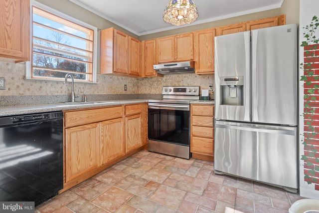 7410 DAKOTA AVE, Chesapeake Beach, MD 20732