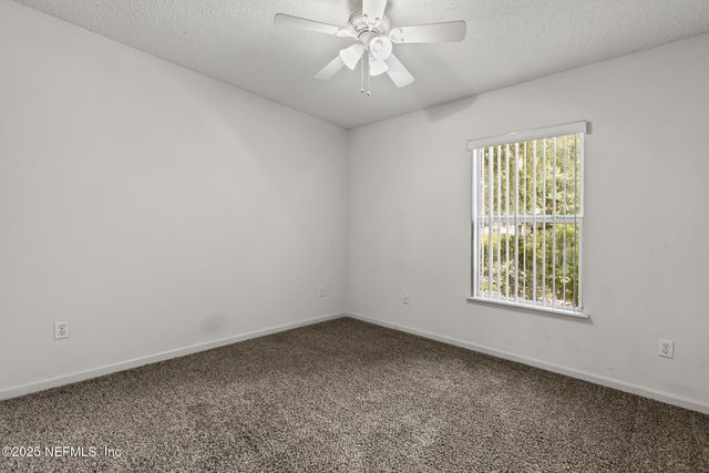 11318 CHRISTI OAKS Drive, Jacksonville, FL 32220