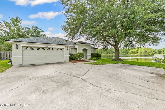 11318 CHRISTI OAKS Drive, Jacksonville, FL 32220