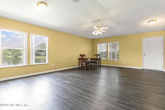11318 CHRISTI OAKS Drive, Jacksonville, FL 32220