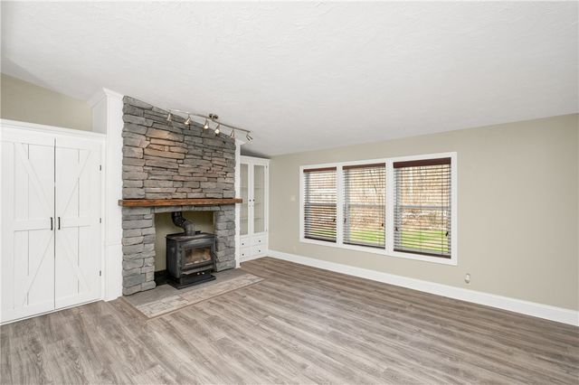 234 cherry blossom, Connoquenessing Twp, PA 16033