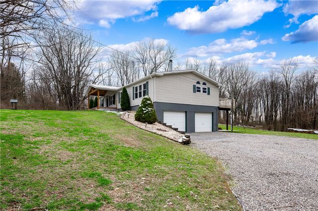 234 cherry blossom, Connoquenessing Twp, PA 16033