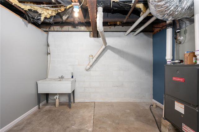 234 cherry blossom, Connoquenessing Twp, PA 16033